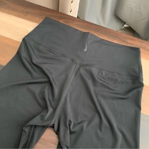 Nike dri-fit leggings